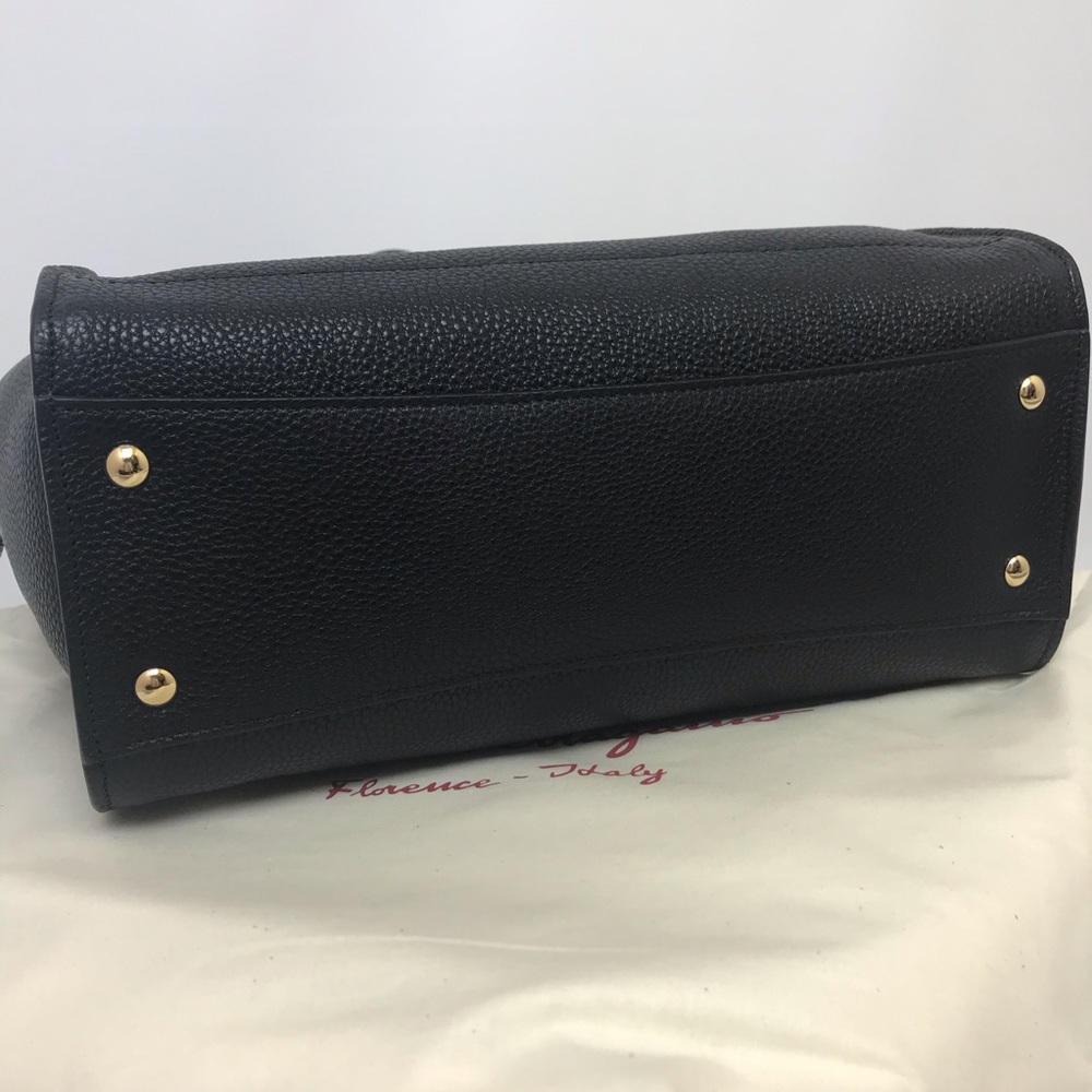 NEW! Salvatore Ferragamo Amy Calfskin Leather Tote - Picture 7 of 8